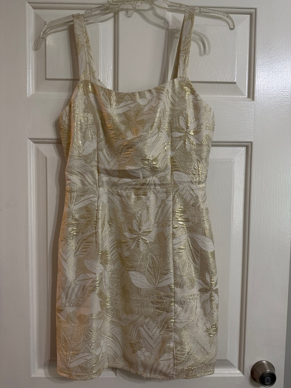 Lulu’s Gold Floral Jacquard Women’s Dress